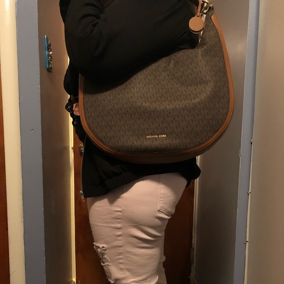 Michael Kors - Picture 3 of 6